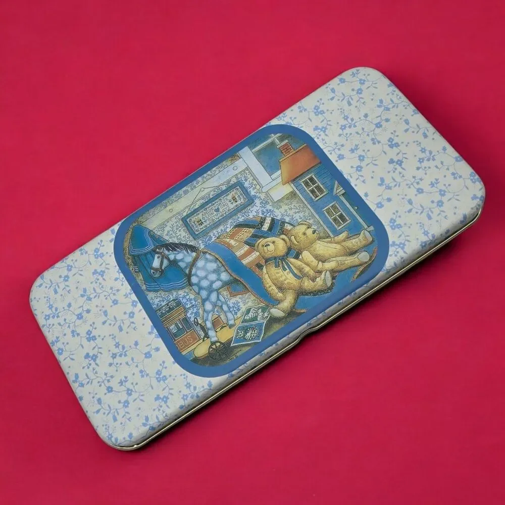 Rare 1996 Vintage Tin Pencil Case Cosmetic Retro Trinket Box Nursery Play Bears
